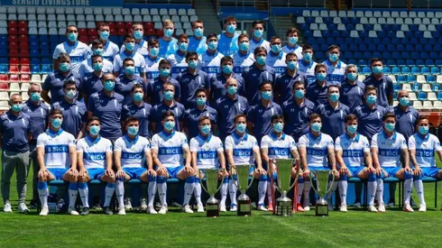 La foto oficial fue con mascarilla