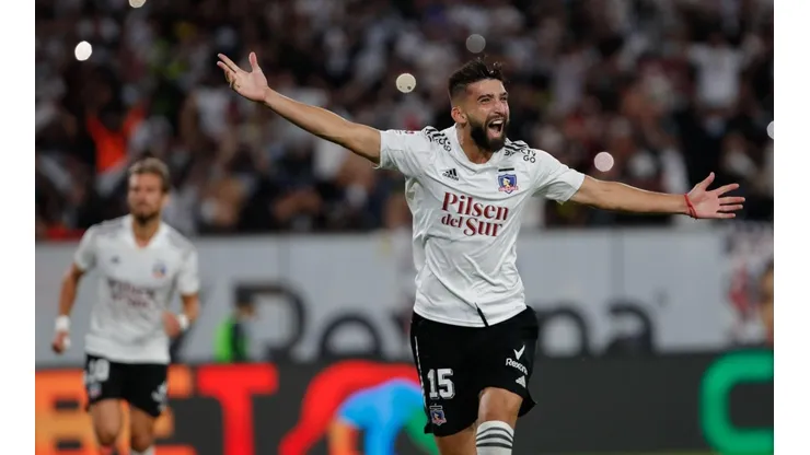 Emiliamo Amor se ganó el corazón de la hinchada alba