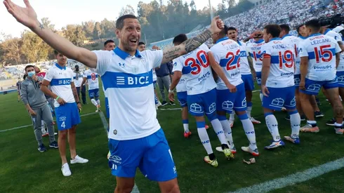 La Católica bajó la 16 con un tetracampeonato histórico.