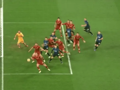 Video: Calhanoglu anota un golazo olímpico ante la Roma