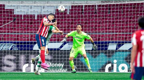 UEFA sanciona al Betis y lo amenaza con dejarlo sin competiciones