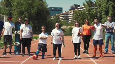 La campaña "Elige incluir" es protagonizada por un grupo de jóvenes con discapacidad intelectual que ha participado en diversos programas de la fundación.
