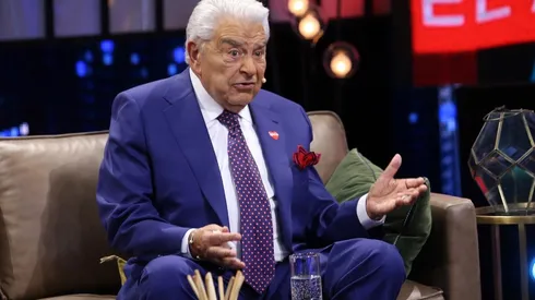 Mario Kreutzberger, Don Francisco, en Los 5 Mandamientos.