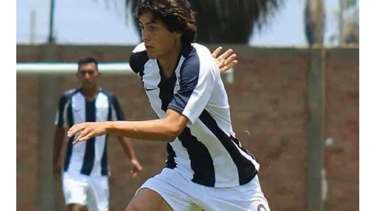 Nómina Sub 20: "Cavani peruano" comanda la ofensiva de la Roja