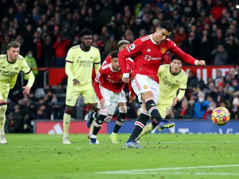 Cristiano llega a 800 goles con doblete en triunfo del United