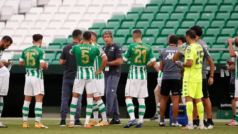 Manuel Pellegrini no podrá contar con Claudio Bravo para este duelo ante el Alicante.