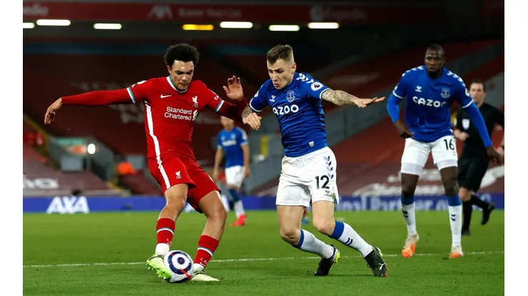 Liverpool y Everton animan uno de los encuentros más importantes de la fecha 14.