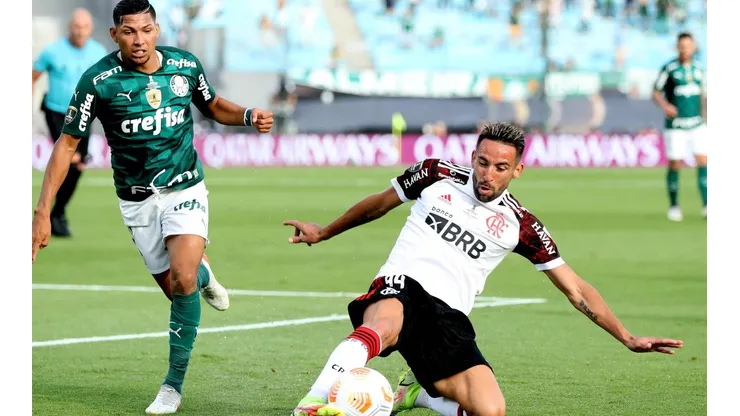 Mauricio Isla estuvo presente en la final de la Copa Libertadores
