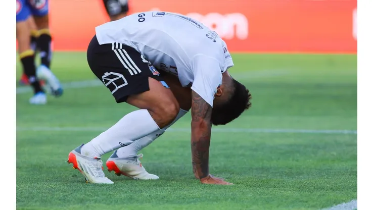 Colo Colo fue golpeado tres veces por el Covid en el mismo torneo: se presentó con juveniles con Ñublense en la primera rueda, con Audax en la segunda y antes del partido con Unión debió suspender entrenamientos por la misma causal.