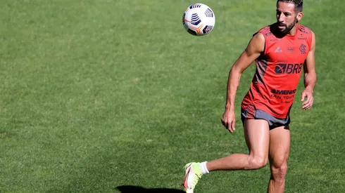 El Huaso es titular en el Centenario