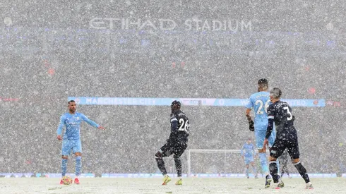 Triunfo del City contra el West Ham bajo la nieve.