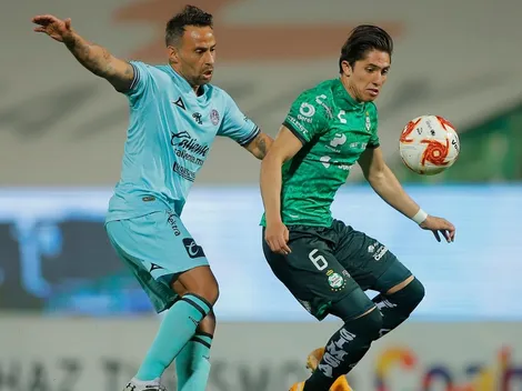 Valdivia desenfunda la varita y vuelve al fútbol: "Ya tengo club"