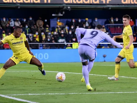 Barcelona de Xavi gana con gol milagroso de Memphis