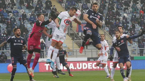 Universidad de Chile y Cobresal salen a la cancha en la lucha por no caer en zona de descenso o promoción. Este es uno de los tres partidos programados de este sábado.