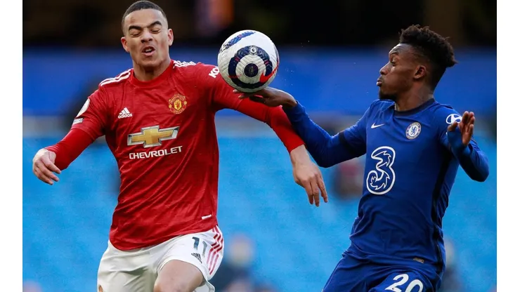 El Chelsea tiene doce puntos más que los "Diablos Rojos" en Premier League.