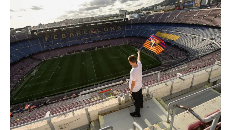 El Camp Nou del Barcelona fue construido hace más de 60 años y hoy tiene varios problemas estructurales, por lo que los socios blaugrana podrán votar para su remodelación.