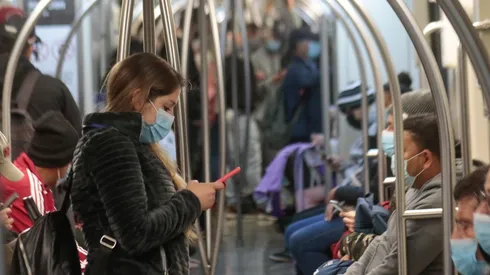 Los horarios de apertura se mantienen según lo informado por Metro de Santiago.