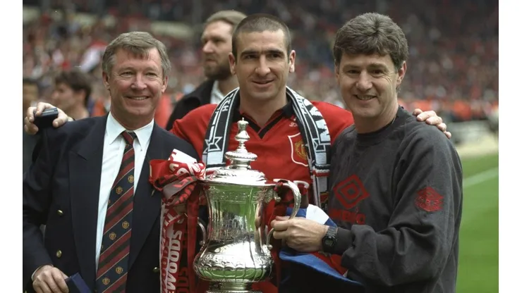 Éric Cantona se proclama como nuevo entrenador del Manchester United