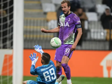 Tottenham no levanta ni con Conte y está cerca de eliminación