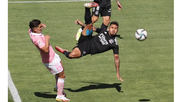 Colo Colo y la UC luchan mano a mano por el título