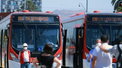 ¿Hasta qué hora pasan micros en la Región Metropolitana?