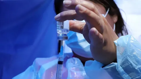 ¿A quiénes les toca vacunarse este viernes 26 de noviembre?