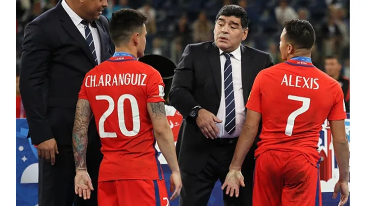 Maradona en la premiación de la final de la Copa América Centenario: días después se filtró un audio ninguneando a la Roja.