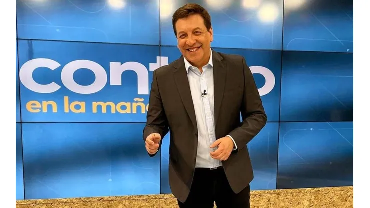 Julio César Rodríguez en el set de Contigo en la Mañana.