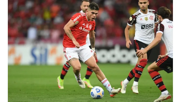 Carlos Palacios vive su mejor momento en Brasil