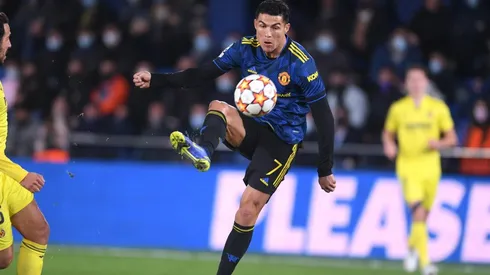 Cristiano Ronaldo metió a Manchester United en octavos de final con seis goles en cinco juegos.