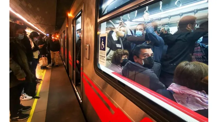 ¿A qué hora abre y cierra el Metro de Santiago esta semana?