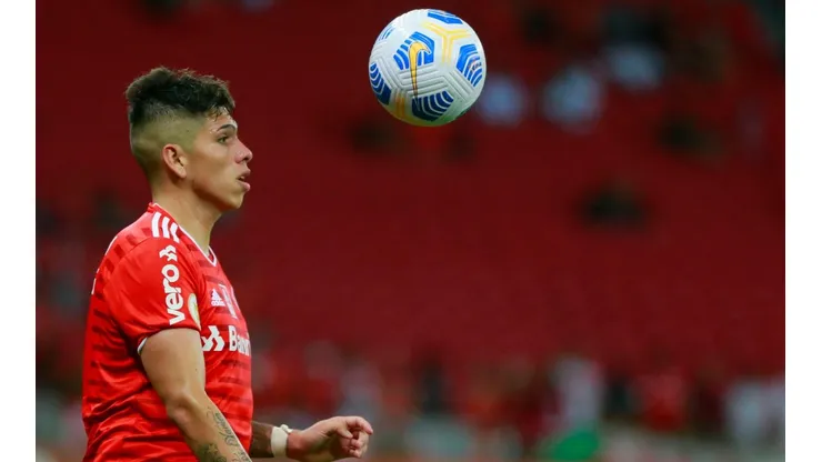 Carlos Palacios se ha abierto un puesto como titular en el Inter de Porto Alegre.