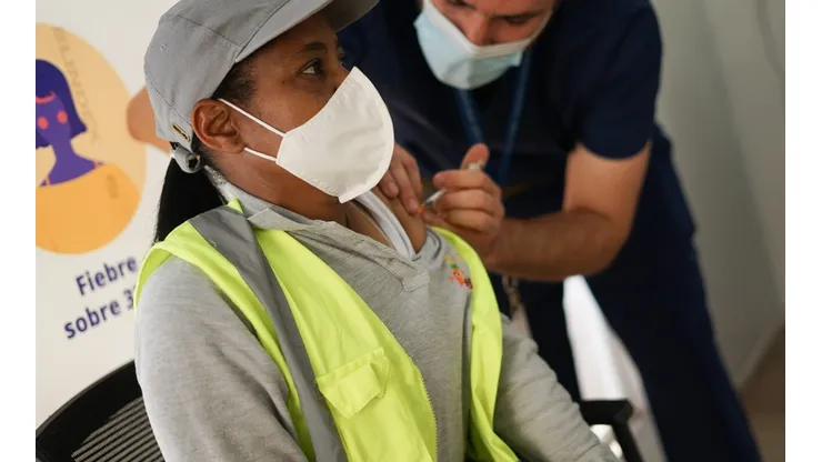 ¿Quiénes se vacunan con la dosis de refuerzo contra el Covid-19 durante la semana del 22 al 28 de noviembre?