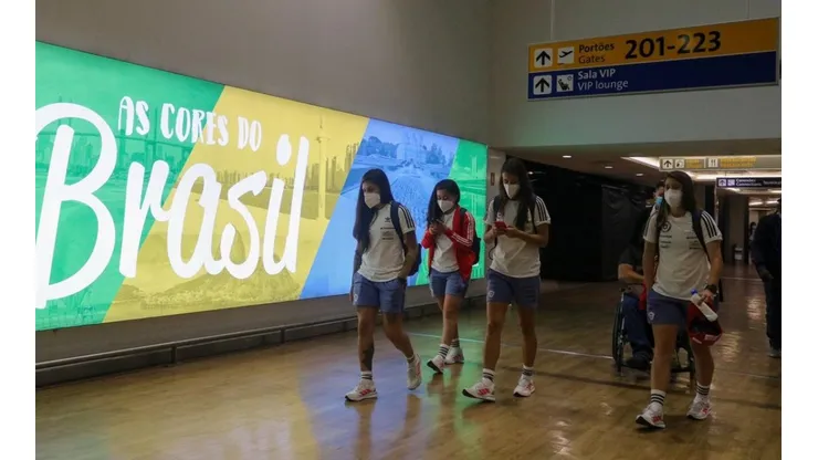La Roja femenina llegó a Manaos para el cuadrangular internacional amistoso.