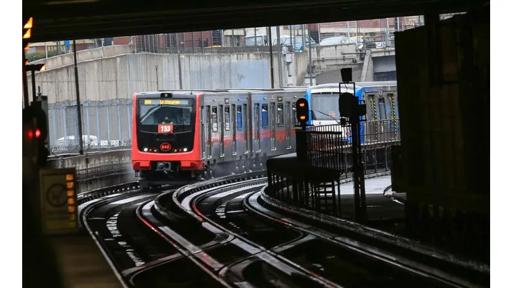 El tren subterráneo es gratuito el día de las elecciones.