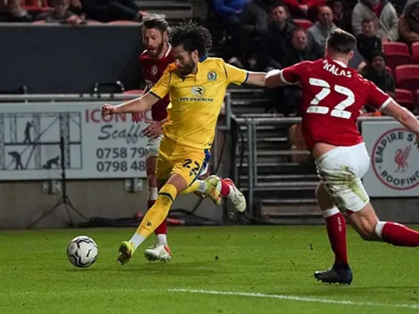 "Nunca dejó de querer el balón": Prensa inglesa elogia a Ben