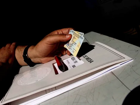 ¿Puedo votar si se me venció mi carnet o está perdido?