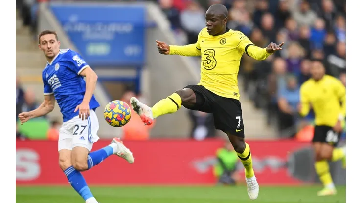 Kanté marcó un golazo de fuera del área