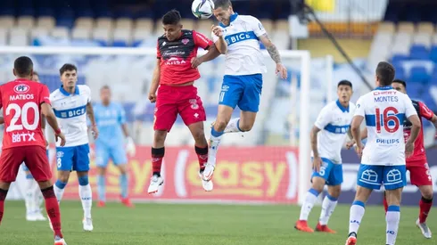 Universidad Católica ganó su cuarta Supercopa tras vencer a Ñublense en una intensa definición a penales en el estadio Ester Roa Rebolledo