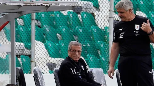 Óscar Washington Tabárez dirigió su último partido en el Hernando Siles de La Paz.