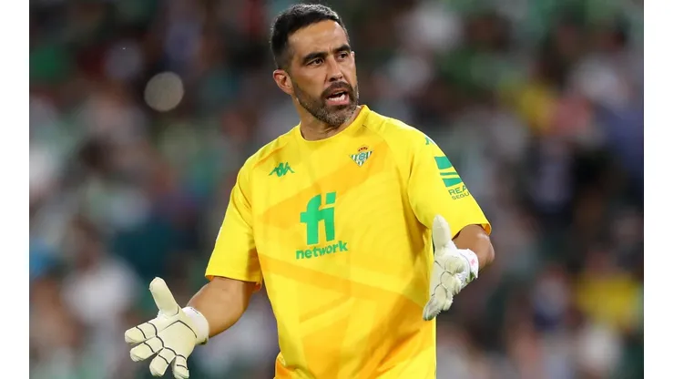 Claudio Bravo viene de ser titular en la derrota del Betis por 2-0 frente al Sevilla.