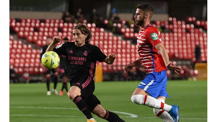 Real Madrid es 2° en La Liga con 27 puntos.