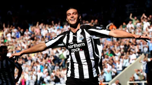 El increíble destino de Andy Carroll tras "orbitar" Colo Colo