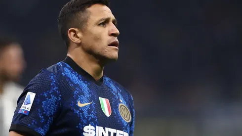 Alexis Sánchez estará 15 días fuera de las canchas por una lesión en los flexores por lo que se perderá varios partidos del cuadro nerazzurro