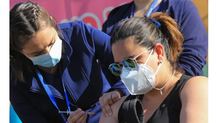 ¿A quiénes les corresponde vacunarse con dosis de refuerzo este viernes 19 de noviembre?