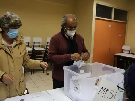 ¿Qué tengo que llevar para las Elecciones de este domingo y qué ocurre si me célula de identidad está vencida?