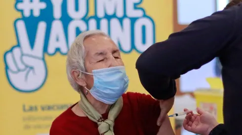 ¿A quiénes les toca vacunarse contra el Covid-19 esta semana?