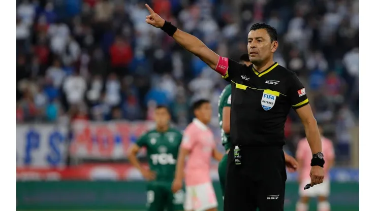 Roberto Tobar ha estado en varias polémicas en las últimas semanas tanto en el Campeonato Nacional como en las Eliminatorias