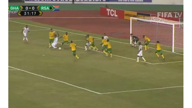 El momento del polémico penal en las Eliminatorias Africanas