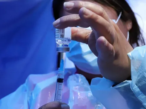 ¿A quiénes les corresponde vacunarse este martes 16 de noviembre en Chile?